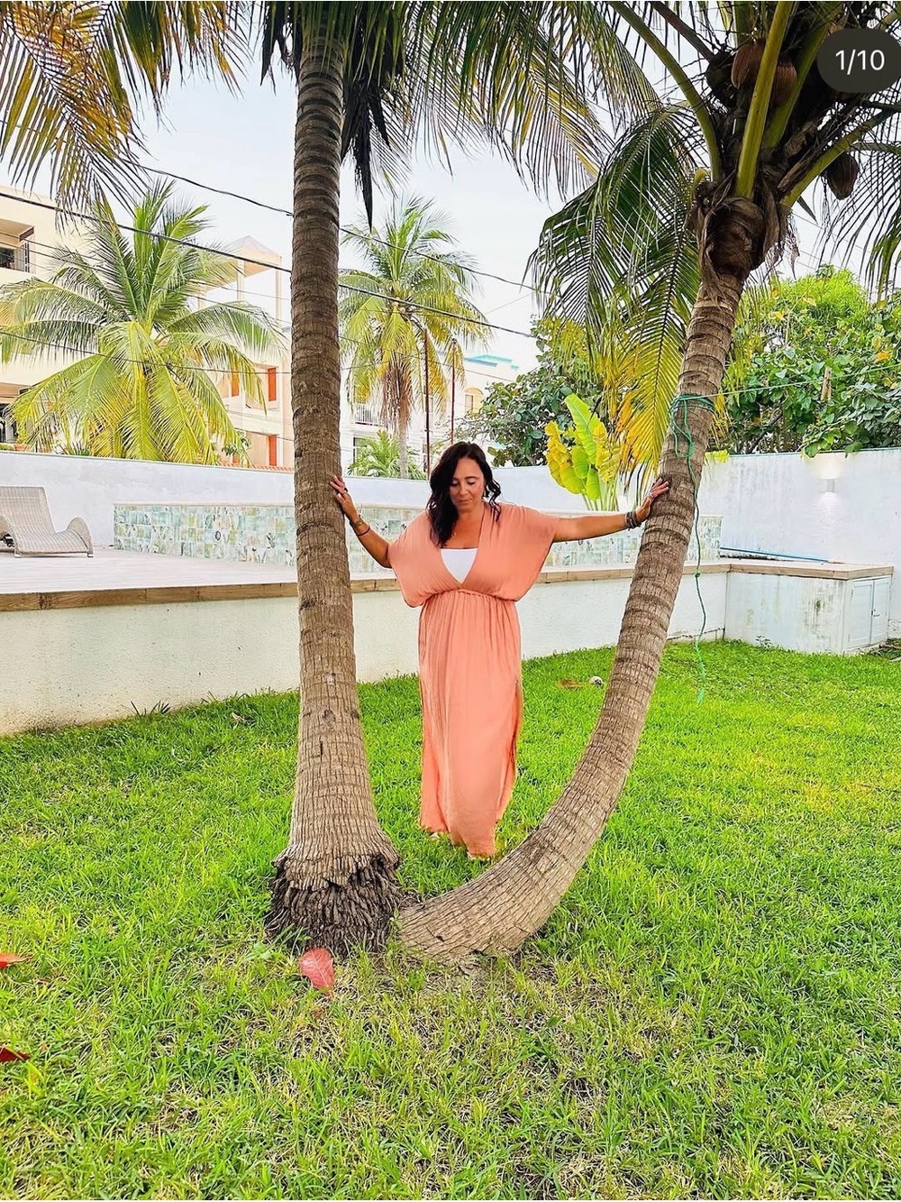 Women's Dusty Rose V-Neck Pleated Maxi Dress